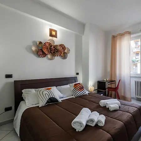 Nuovissima Dimora Con Terrazzino מילאנו